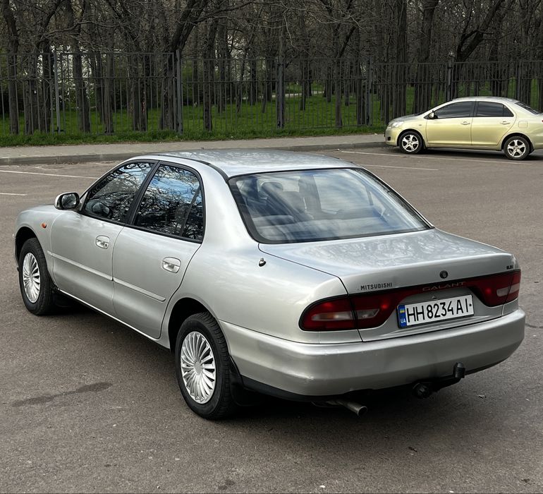 Mitsubishi Galant 7 1993 2.0 бенз на автомате переоформление