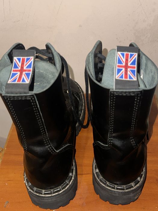 Чоботи , берци , STEADY’S 10 дірок чорні, шкіра