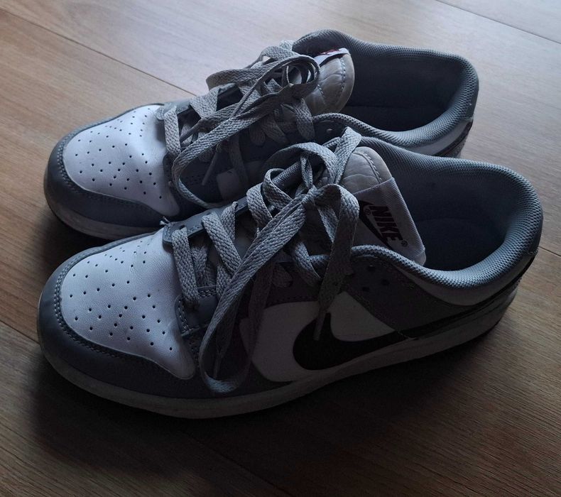 Sneakery Nike r. 37,5