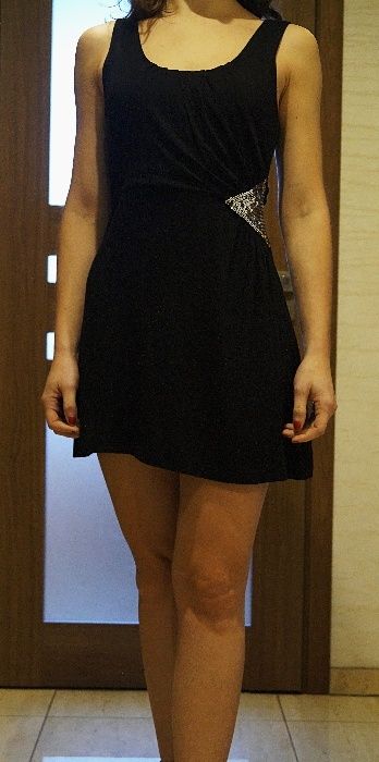 Sukienka koktajlowa czarna, rozm. S / M świeta, sylwester