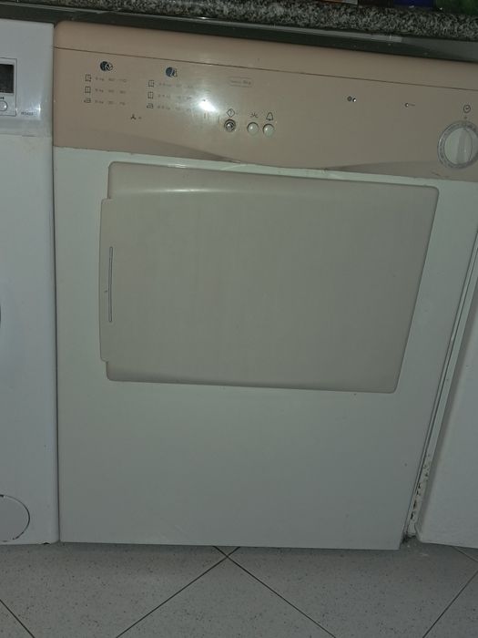 Maquina de secar roupa