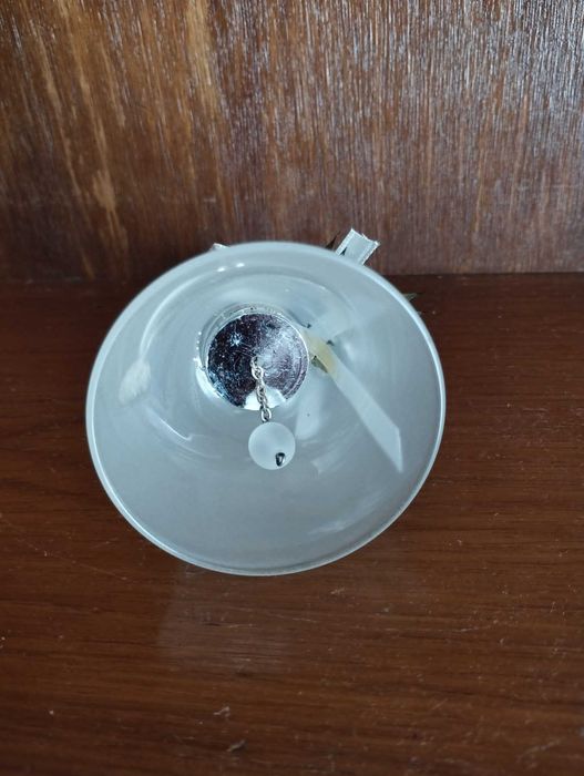 Sino em laminado de prata, com flores azuis/ branco e laço