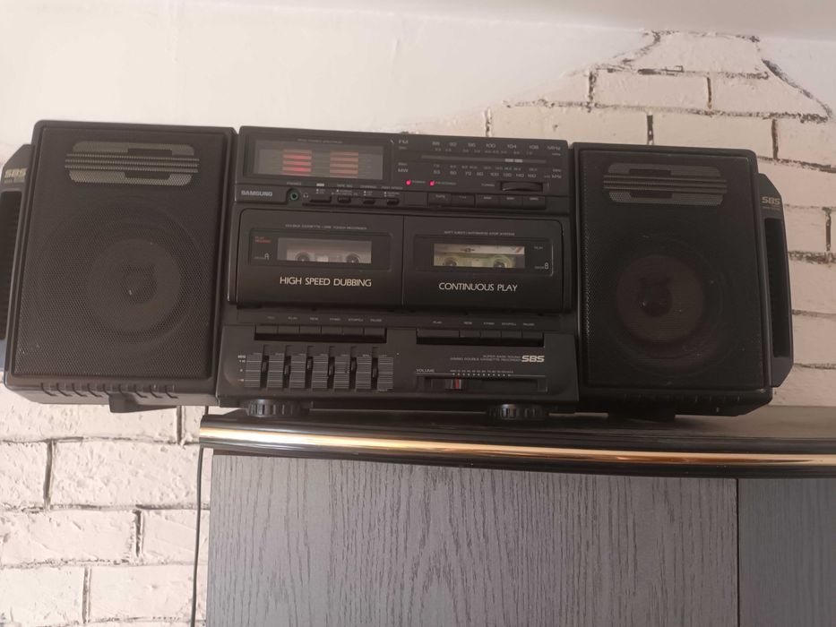 Radiomagnetofon Samsung SBS – retro / vintage
