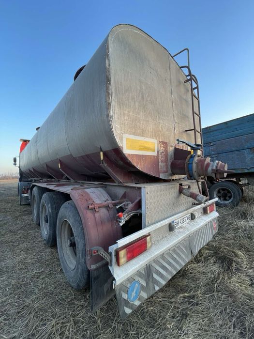 Бочка цитерна напівпричіп