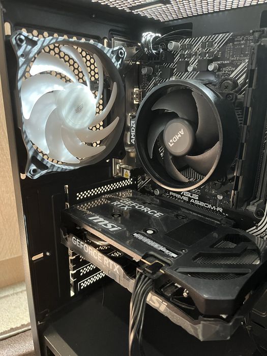 Повний ігровий сетап Ryzen 5 5500 + RTX 5050 8GB + 16GB  RAM