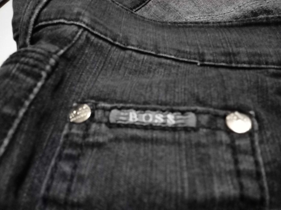 Calças HUGO BOSS, tamanho 42