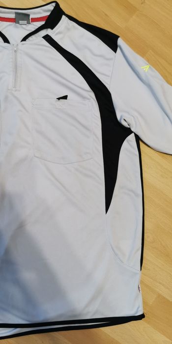 Umbro Official Team Product - Sportowa koszulka roz. L