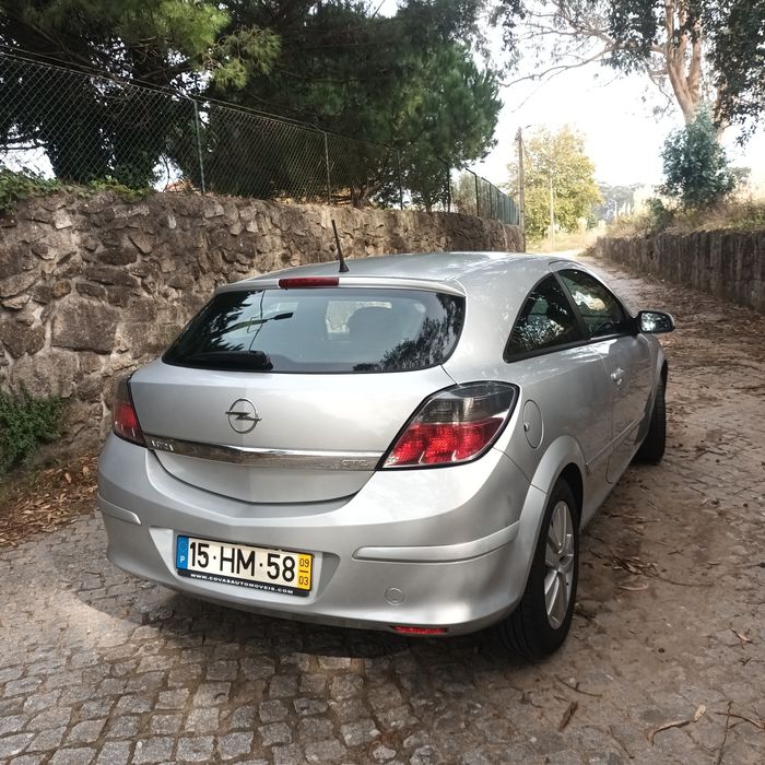 Opel Astra h gtc 1.4 gasolina 2009