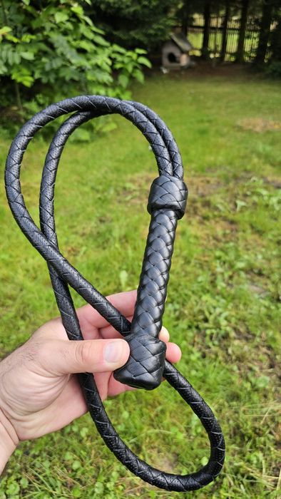 Flogger whip do masażu ze skóry naturalnej