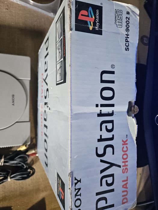 Consola ps1 com caixa