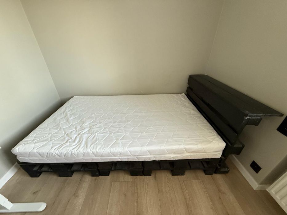 Łóżko z palet + materac