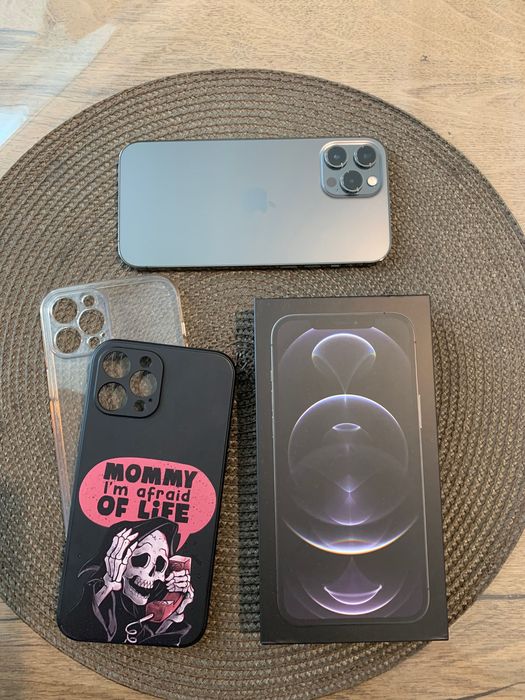 Телефон IPhone 12Pro Max