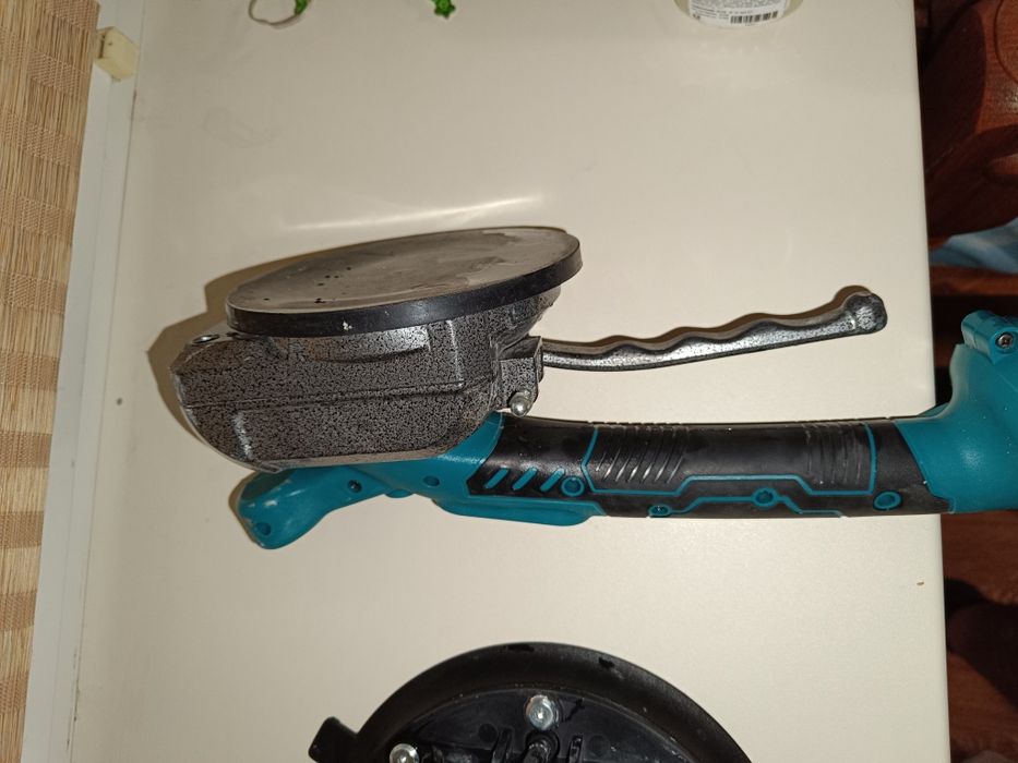 Инструмерюнт для укладки плитки и гипсокартона