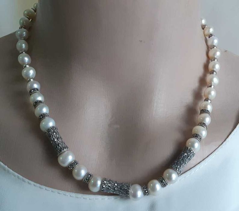 Винтажное ожерелье из жемчуга с серебряными вставками