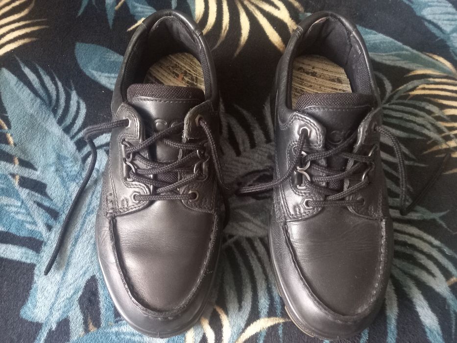 Buty ECCO track skórzane czarne r 40 / 39 Gore Tex