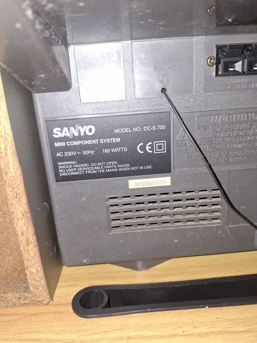 Aparelhagem Sanyo DC-S 700 (ler anúncio)