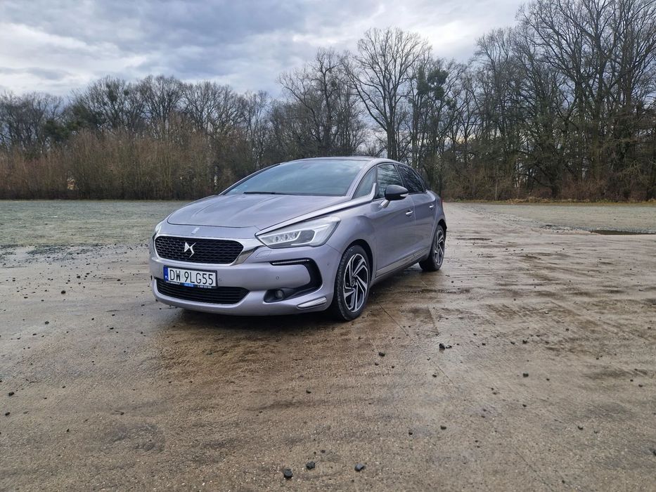 DS Automobiles DS 5