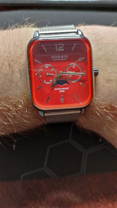 Прямокутний годиник а-ля Casio + ремінець