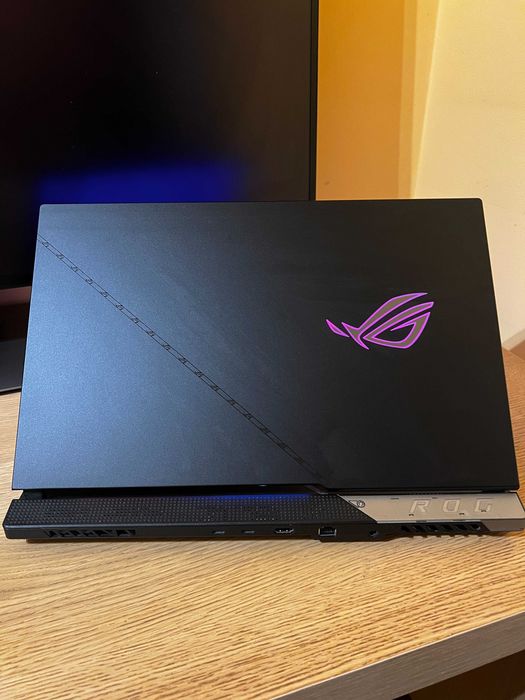 ASUS ROG Strix SCAR 17 G733ZW i9-12900H/32GB/1TB SSD/RTX3070Ti/240Hz