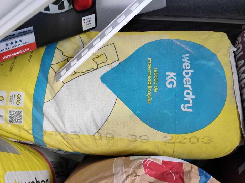 Reboco de impermeabilização Weberdry