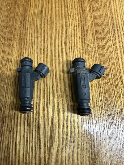 0280157127 BOSCH Форсунки Citroen C3/C4/Peugeot 108/208/301/308