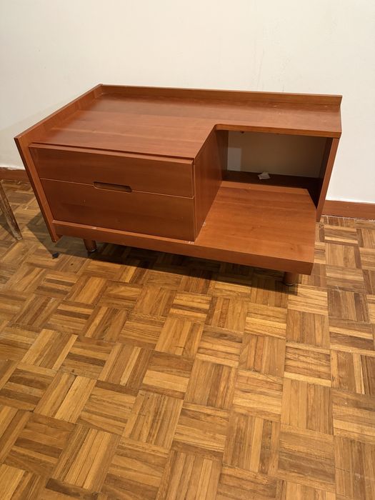 Sofa de canto, mesa reck colchao de casal