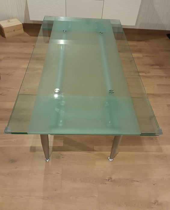 Mesa de vidro extensível