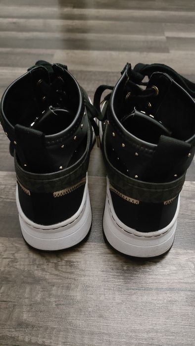 świetne wysokie sneakersy MICHAEL KORS,super stan