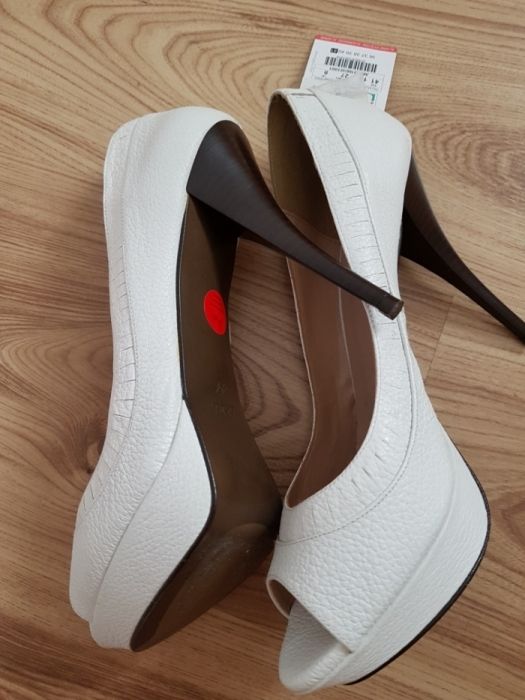 Buty obcasy Zara Szpilki 40 41 nowe z metką