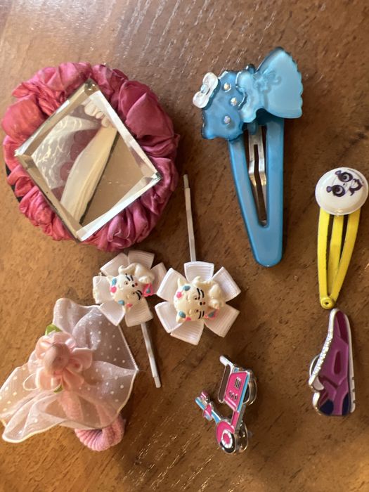 Заколки,резинки,для волос,брошка,украшения для волос,прикраси