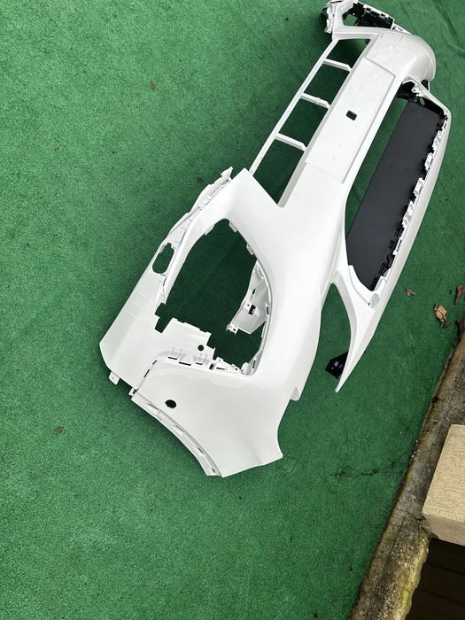 бампер на  peugeot 4007