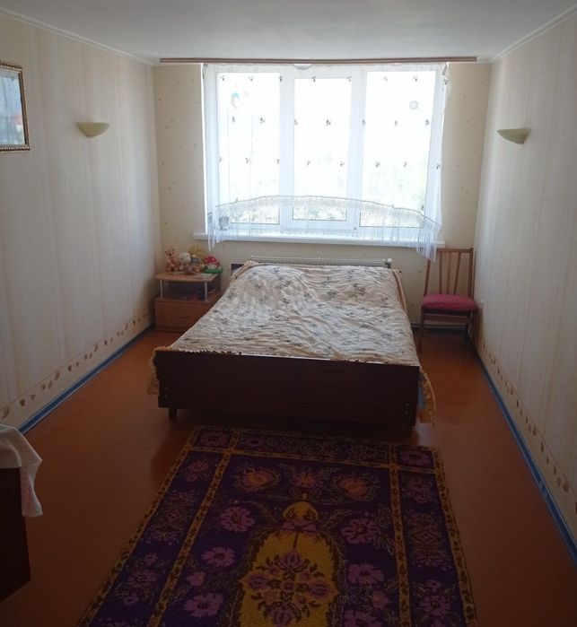 Продам затишний та просторий будинок у місті, для великої родини