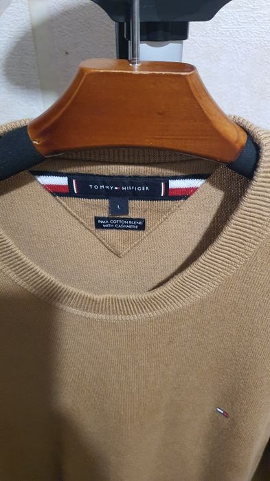 Джемпер Tommy Hilfiger L (чудовий стан)