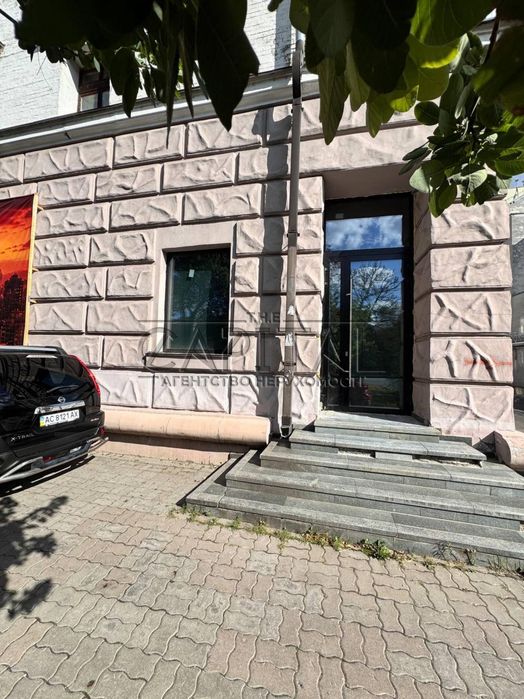 Оренда Об'єкт сфери обслуговування пр-т Повітряних сил, Солом'янка, Київ