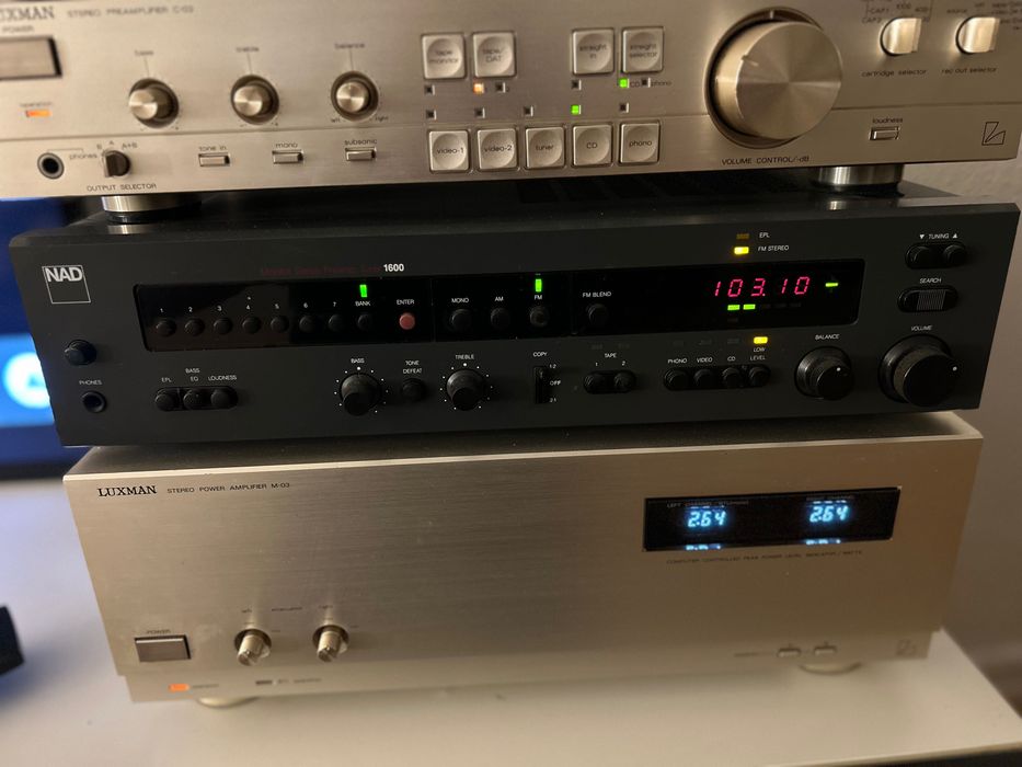 NAD 1600 Preamp z radiem przedwzmacniacz NAD 1600