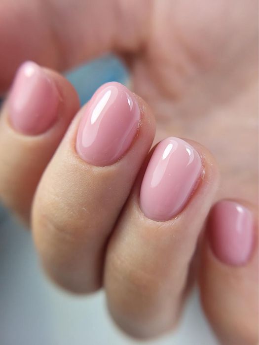 Stylizacja paznokci, manicure hybrydowy i żelowy w promocyjnych cenach