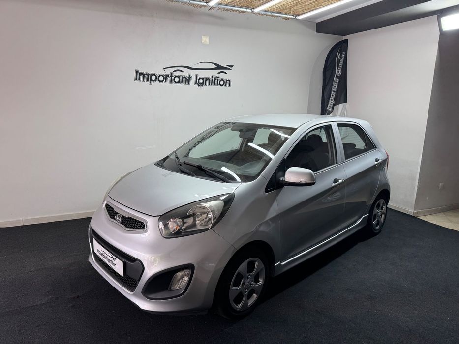 Kia Picanto 1.1L EX Sport