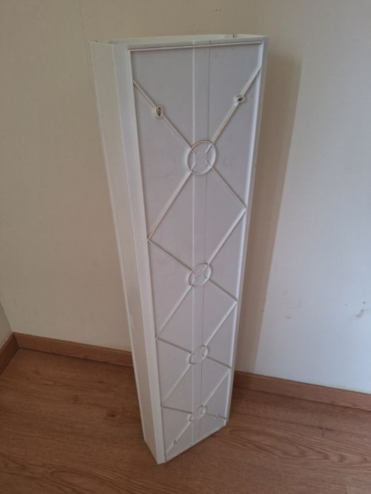 Móvel /coluna de apoio casa de banho