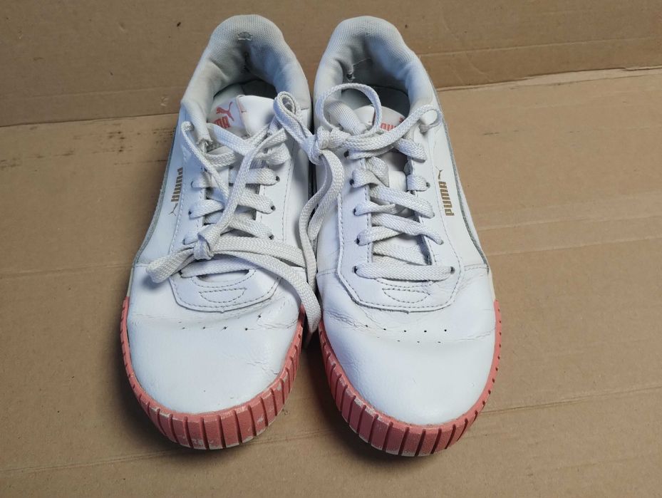 buty sportowe Sneakersy 39 Puma carina