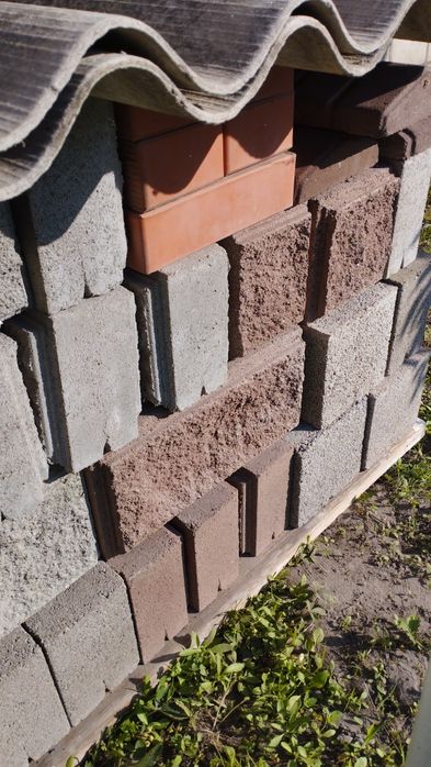 Продам рвані блоки (залишки)