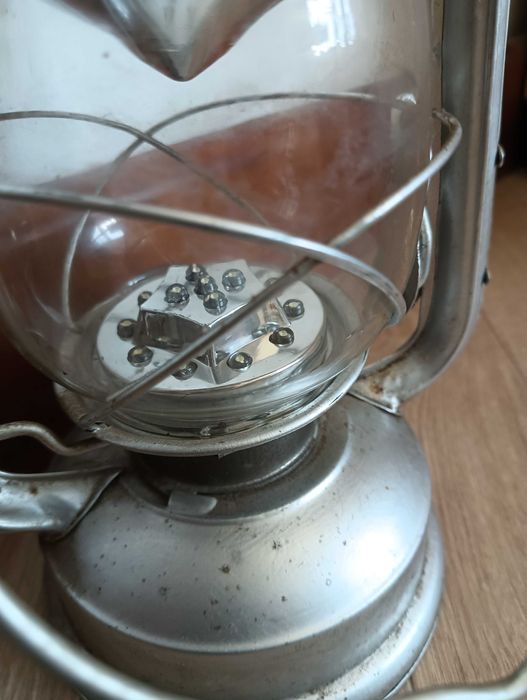 Lampka naftowa ozdoba atrapa led