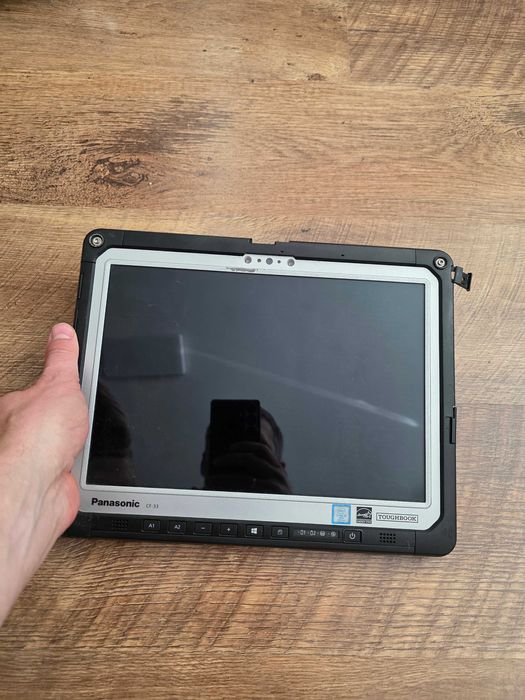 НЕ комплектний захищений планшет Panasonic CF-33 на запчастини i5-7300