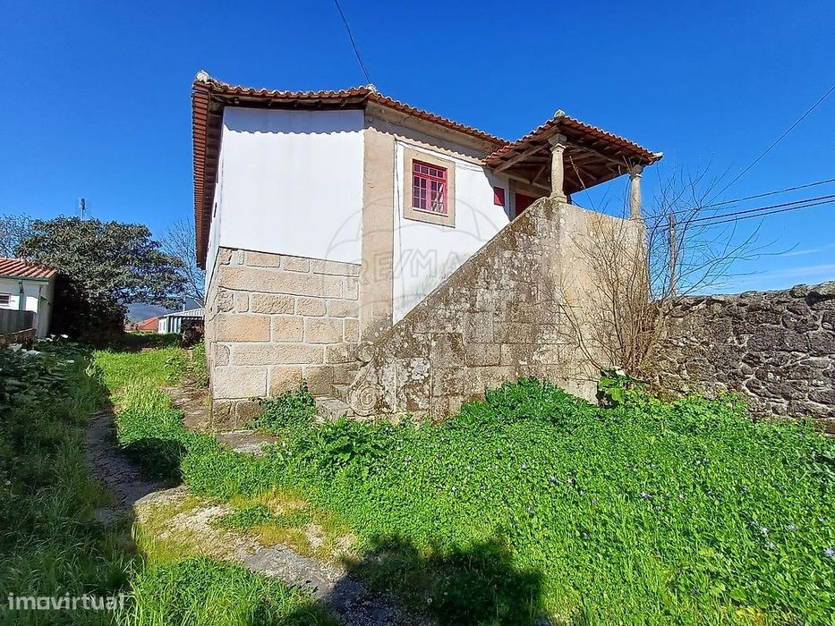Moradia T4 para venda