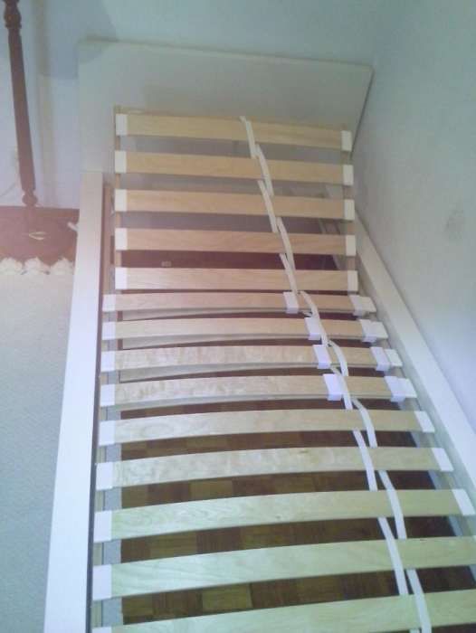 Cama Criança / Adolescente com estrado articulavel sem Colchão