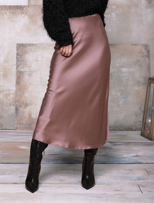 Шовкова спідниця