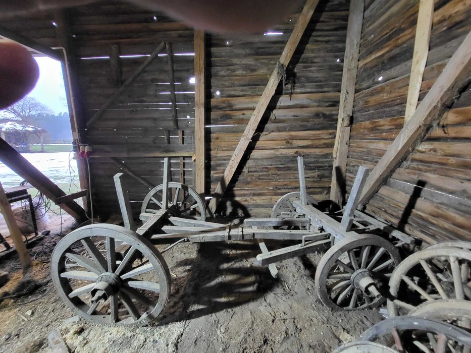 Wóz drewniany konny do ogrodu