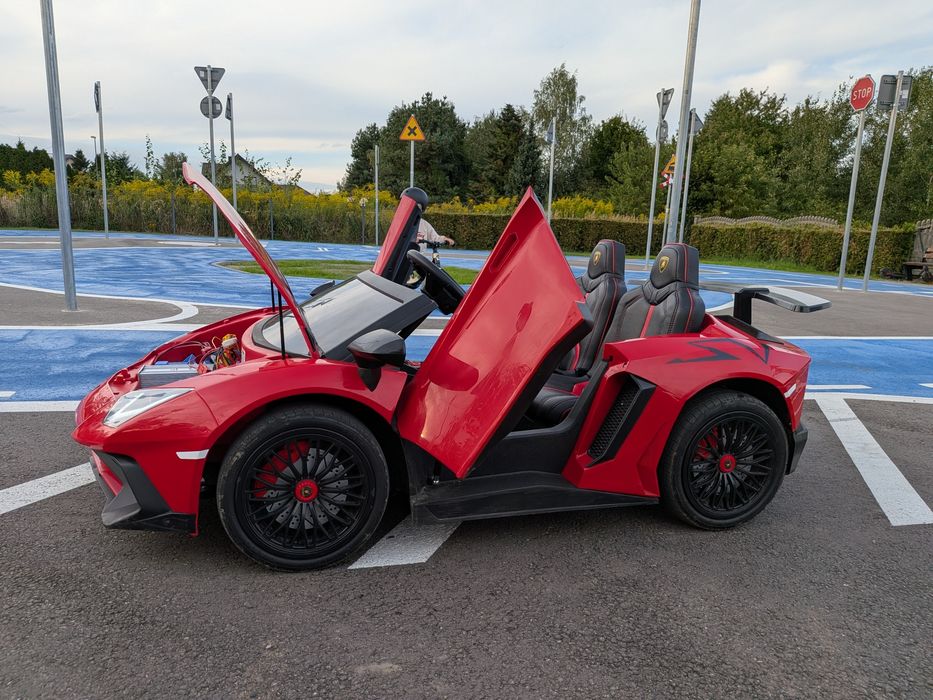 Pojazd na akumulator Lamborghini XXL Aventador bezszczotkowy 17km pompowane koła