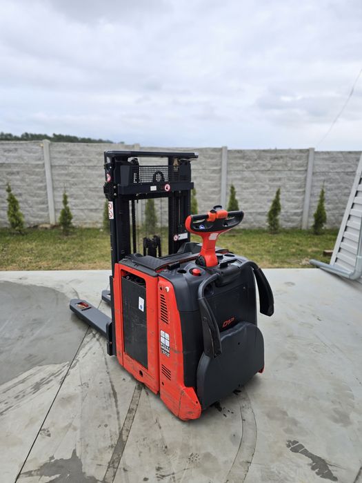 Wózek paletowy masztowy elektryczny Triplex Linde D12AP 24v sztaplarka