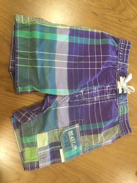 Calções como novos 2 anos apenas 2€ cada