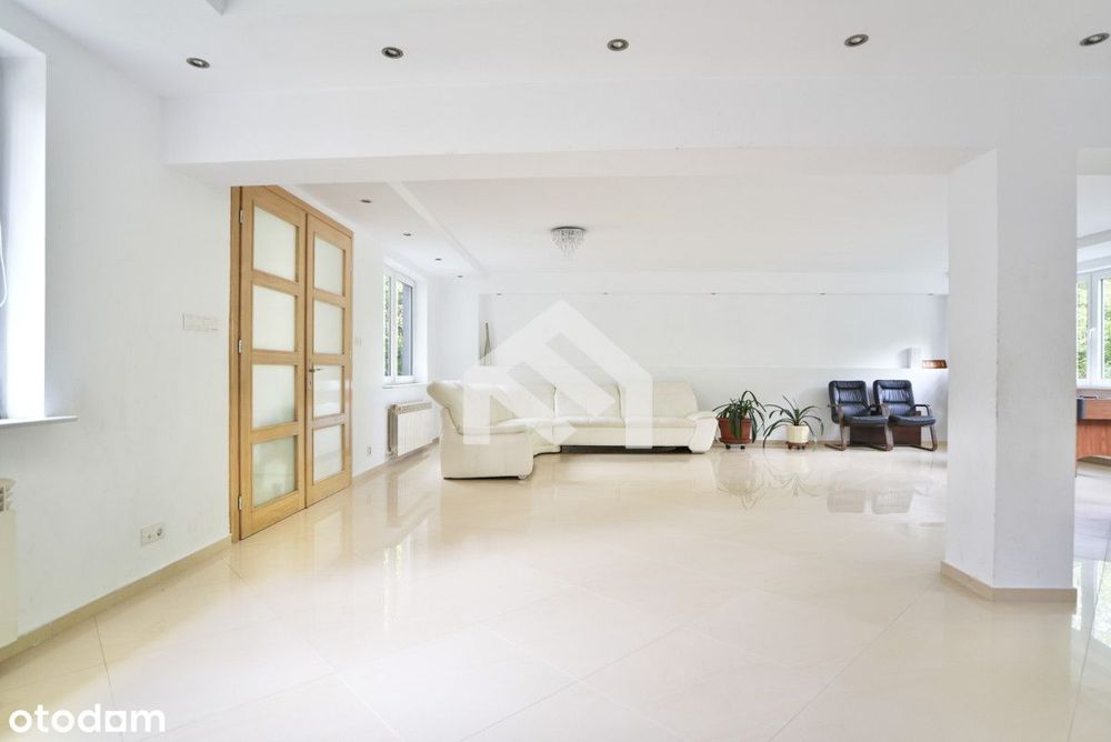 Dom 320 m² | Piwnica| Zacisze | Metro | FV – pohled 3